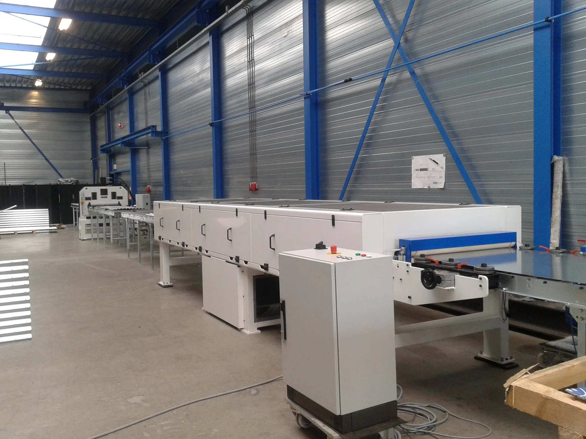 Profileerlijn rolvormen en ponsen