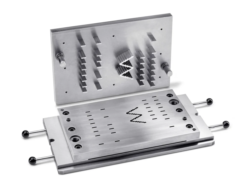 stempel-ponsen-snijden-plastic